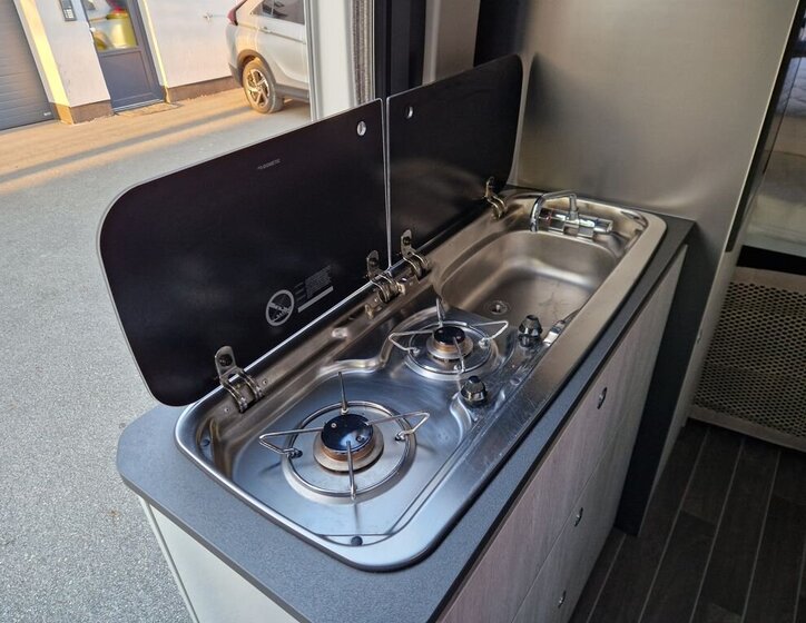 Ostatní Ostatní Ostatní 2,3 l 88 kw