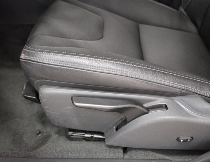 Volvo V60 Kombi 2,0 l 110 kw