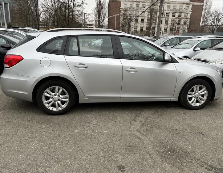 Chevrolet Cruze 18