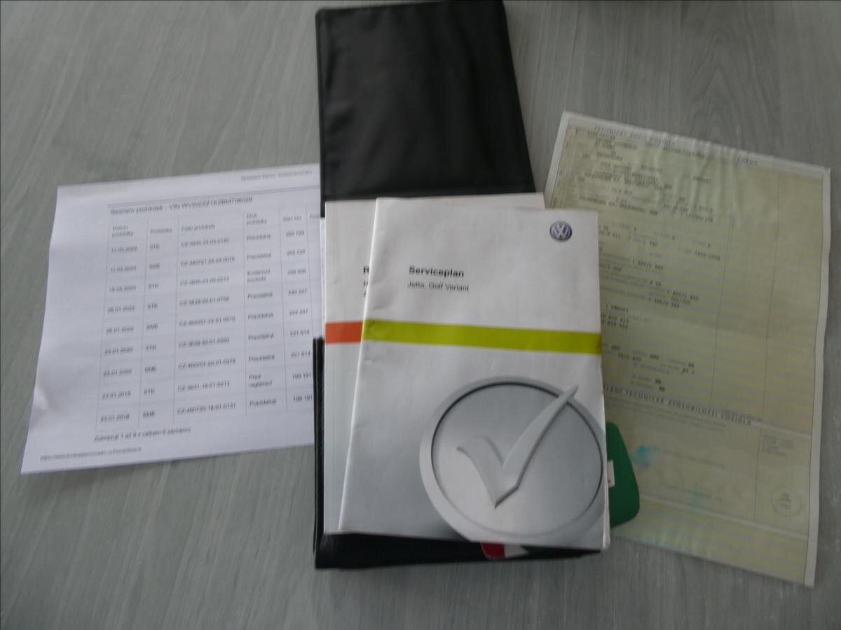 Volkswagen Golf Kombi 1,6 l 77 kw