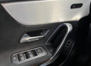 Mercedes-Benz CLA Kombi 1,3 l 118 kw