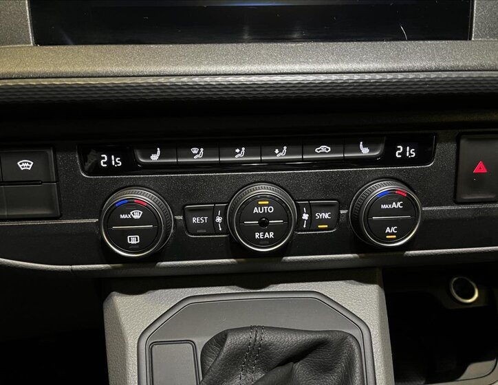 Volkswagen Caravelle Kombi 2,0 l 110 kw