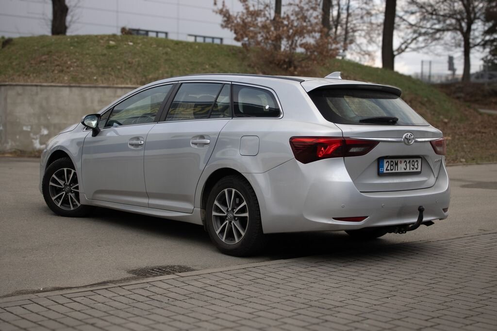 Toyota Avensis Kombi 1,6 l 82 kw