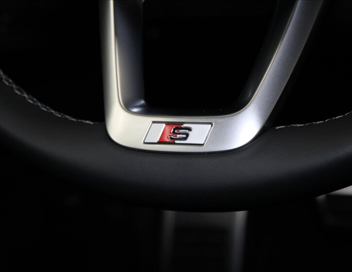 Audi Q5 SUV 2,0 l 150 kw