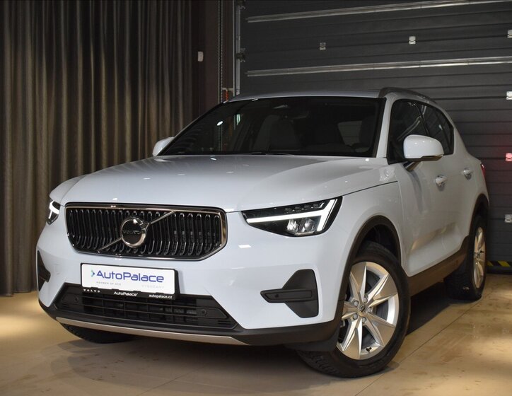 Volvo XC40 SUV 2,0 l 120 kw