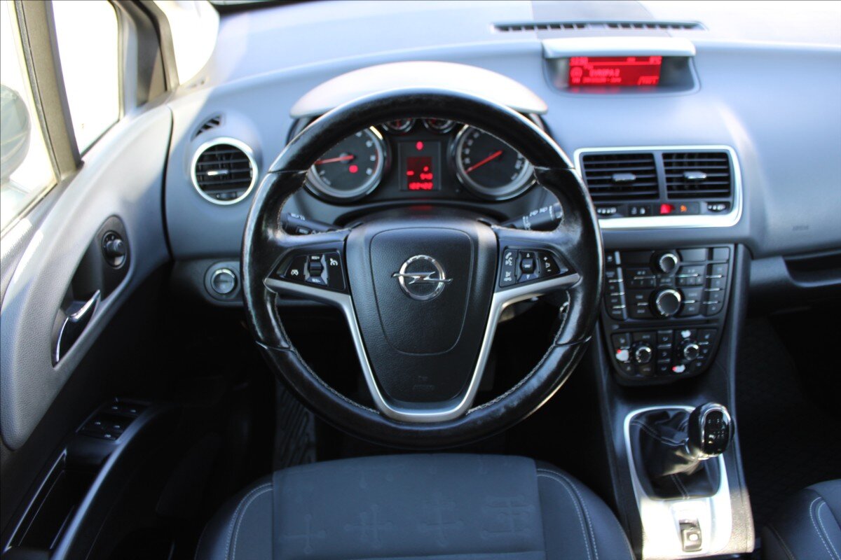 Opel Meriva MPV 1,4 l 88 kw