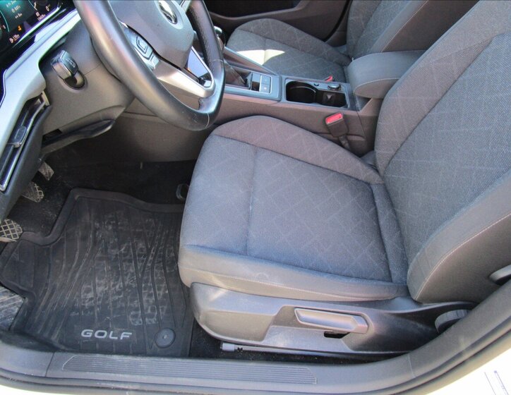 Volkswagen Golf Hatchback 1,5 l 110 kw