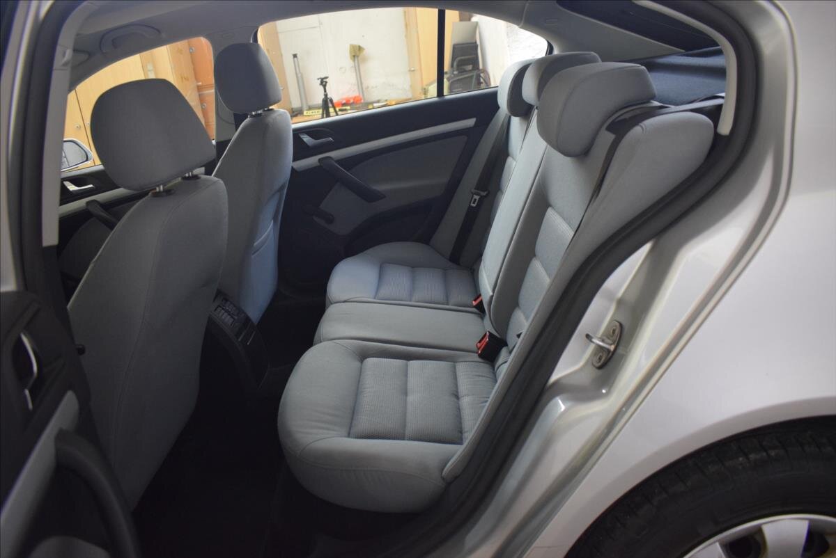 Škoda Octavia Liftback 1,6 l 75 kw