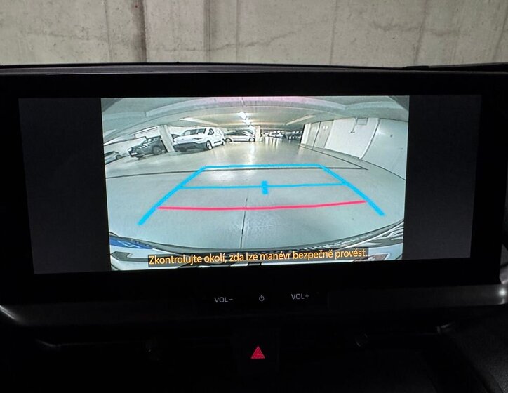 Toyota C-HR SUV 1,8 l 72 kw