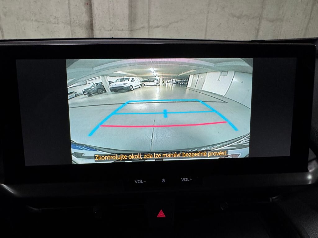 Toyota C-HR SUV 1,8 l 72 kw