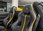 Ferrari Ostatní Kabriolet 3,9 l 530 kw