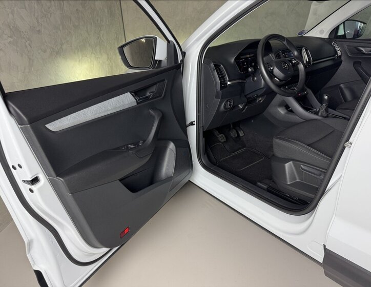 Škoda Karoq SUV / Terénní 1,5 l 110 kw