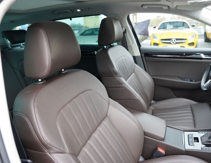 Škoda Superb Kombi 2,0 l 140 kw