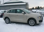 Audi Q3 7
