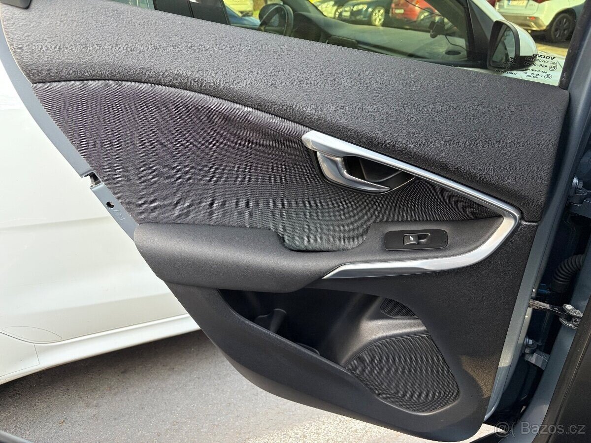 Volvo V40 Hatchback 2,0 l 110 kw