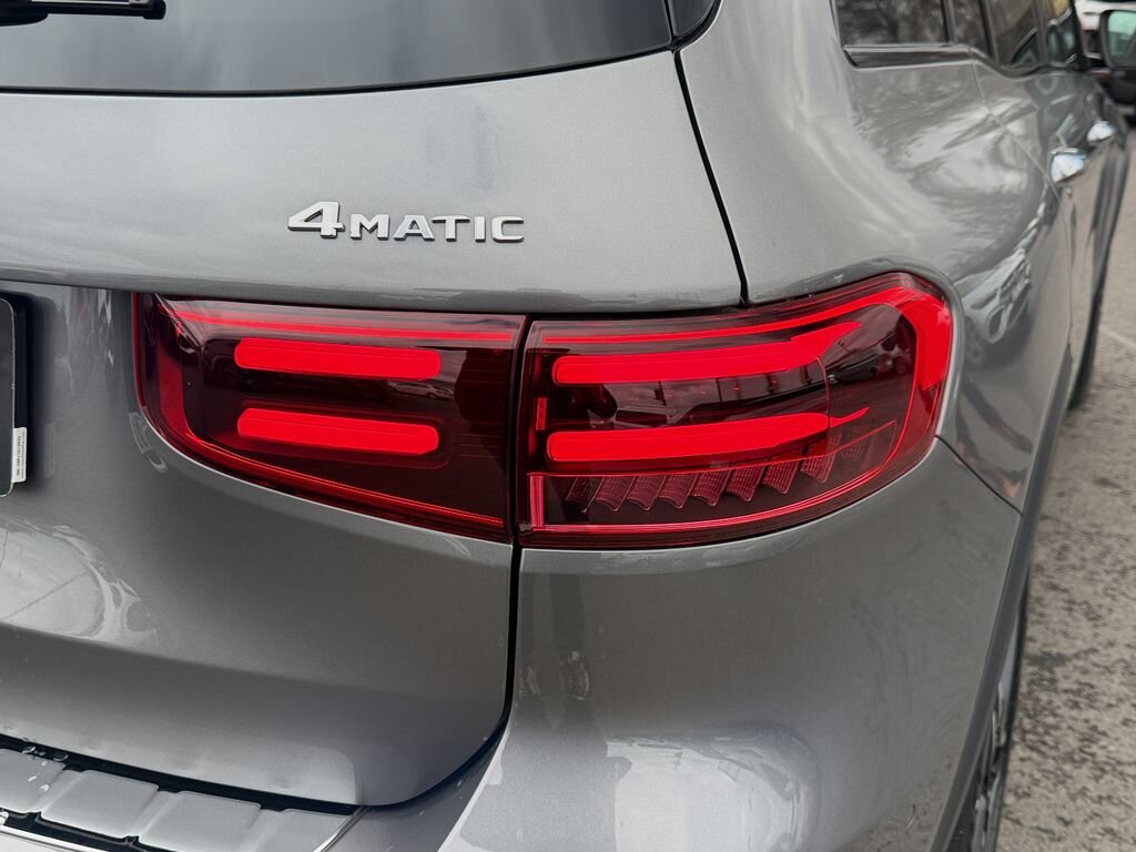 Mercedes-Benz GLB SUV / Terénní 2,0 l 110 kw