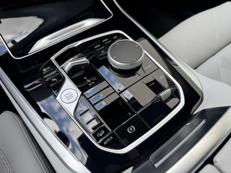 BMW X5 SUV / Terénní 3,0 l 250 kw