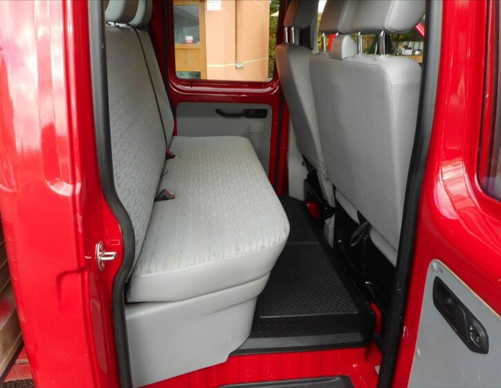 Volkswagen Transporter Valník 2,0 l 75 kw