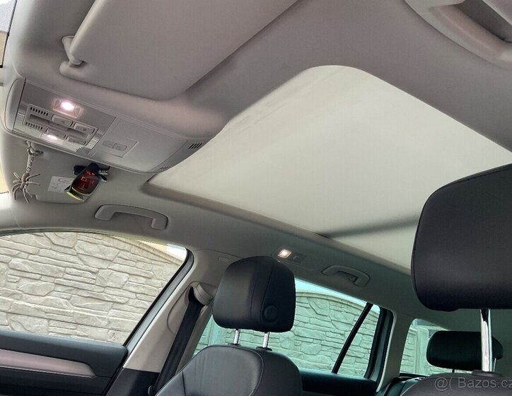 Volkswagen Passat Kombi 0,0 110 kw