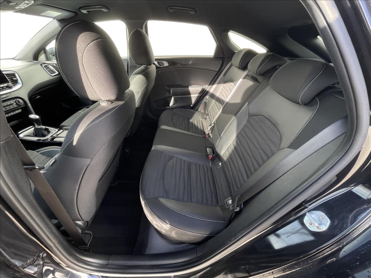 KIA ProCeed Hatchback 1,5 l 118 kw