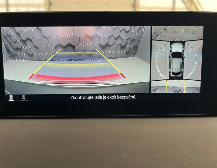 Mazda MX-30 SUV / Terénní 0,0 107 kw