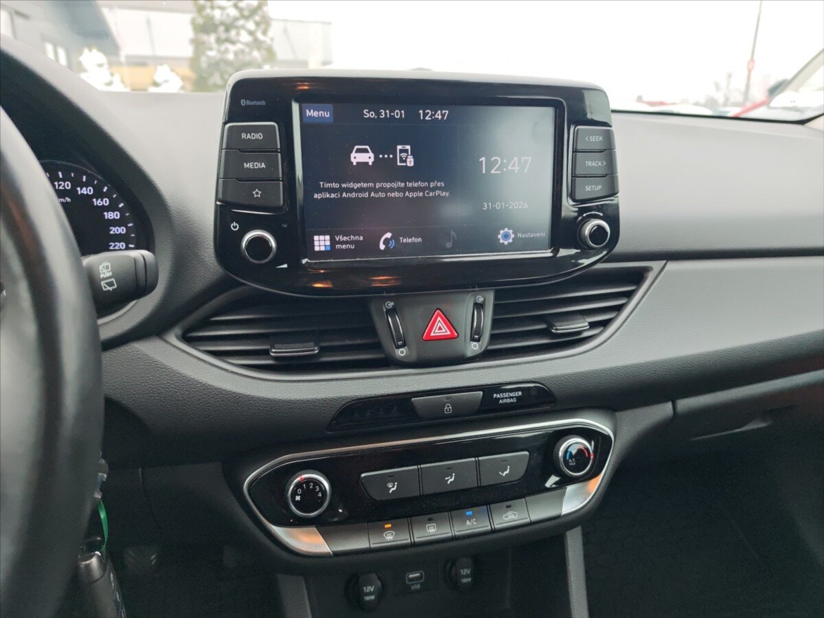 Hyundai i30 Kombi 998,0 88 kw