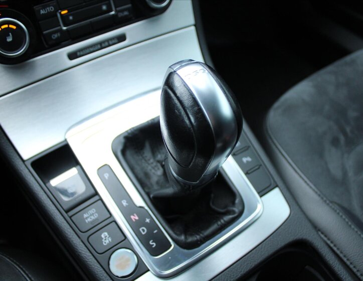 Volkswagen Passat Kombi 2,0 l 103 kw