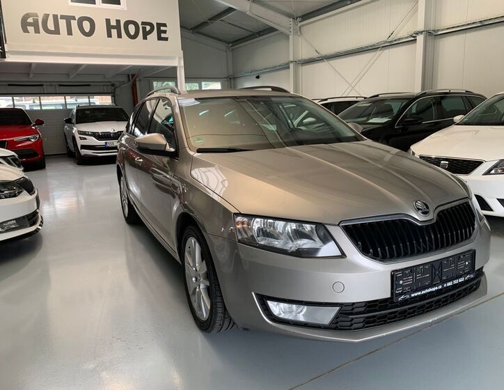 Škoda Octavia 1