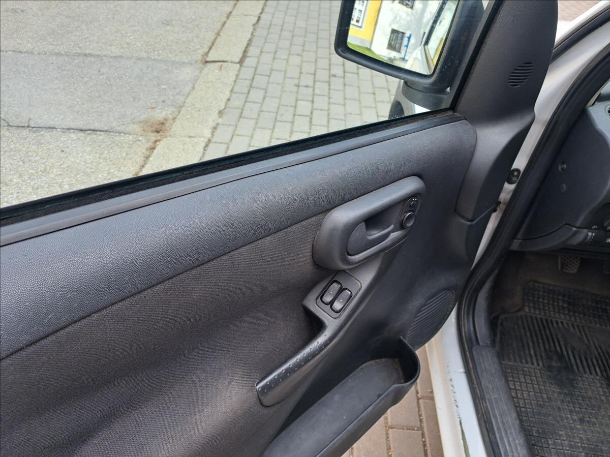 Opel Combo Skříň 1,2 l 55 kw