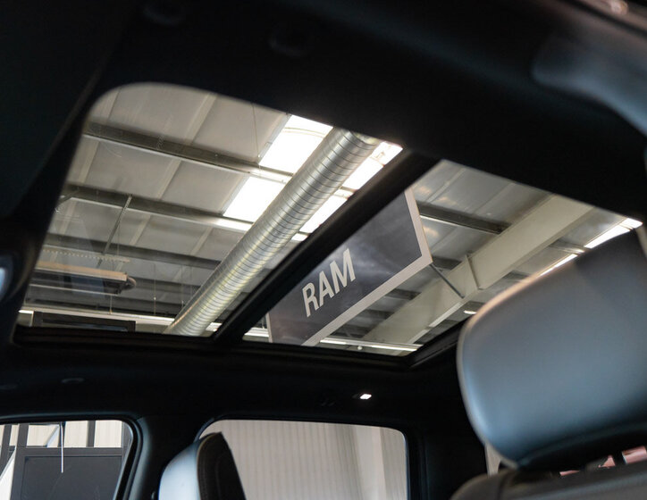 Dodge RAM Pick-up 5,7 l 291 kw
