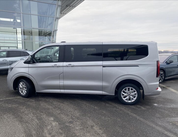 Volkswagen Caravelle VAN-Minibus 2,0 l 125 kw