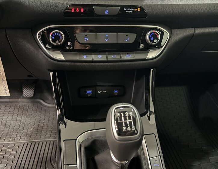 Hyundai i30 Hatchback 1,5 l 70 kw