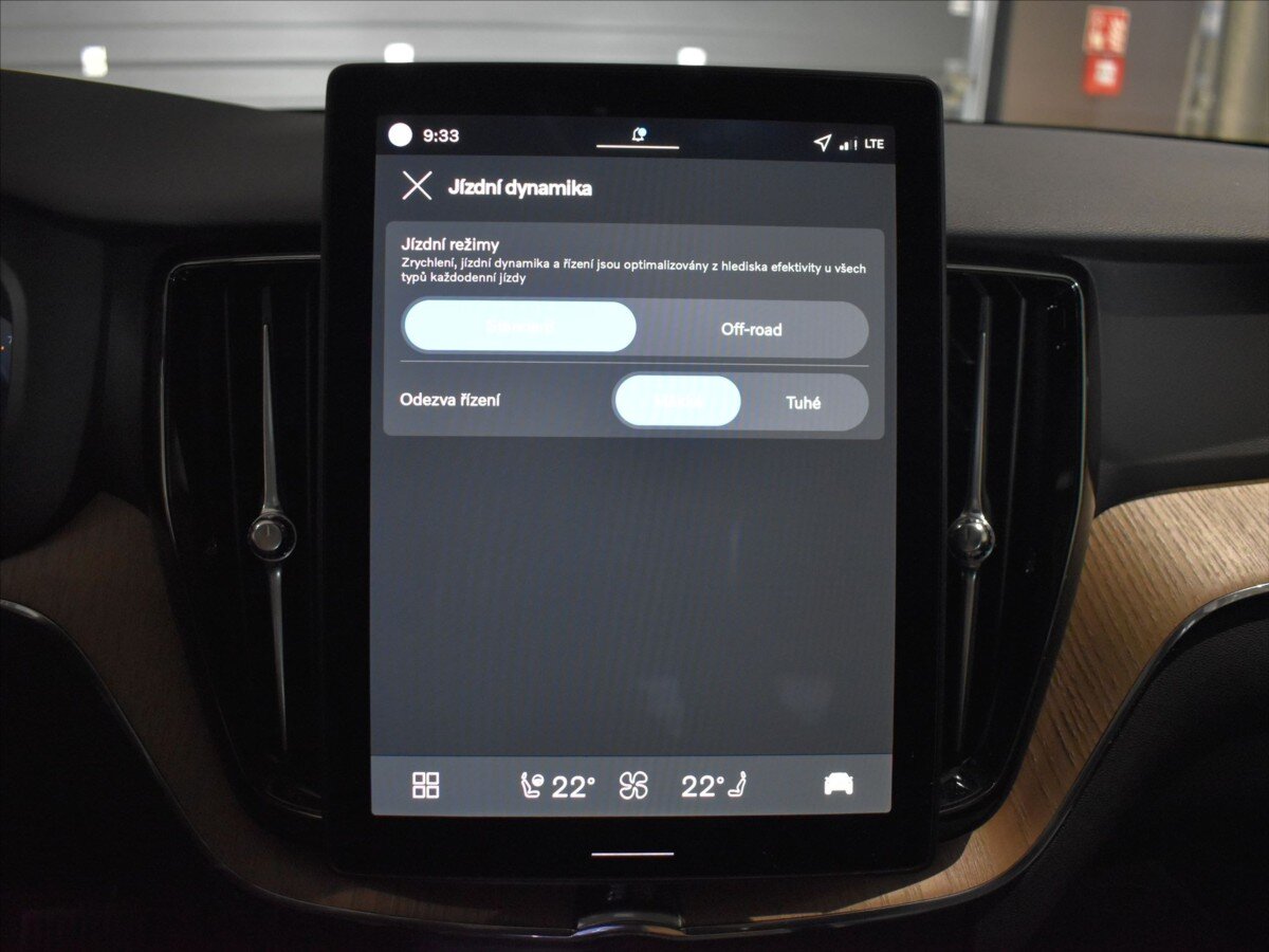 Volvo XC60 SUV / Terénní 2,0 l 184 kw