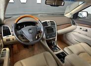 Cadillac SRX 23