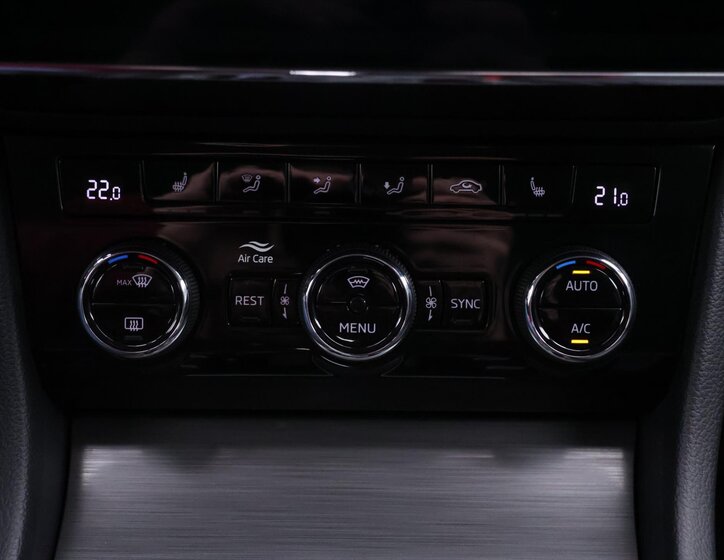 Škoda Superb Kombi 2,0 l 147 kw