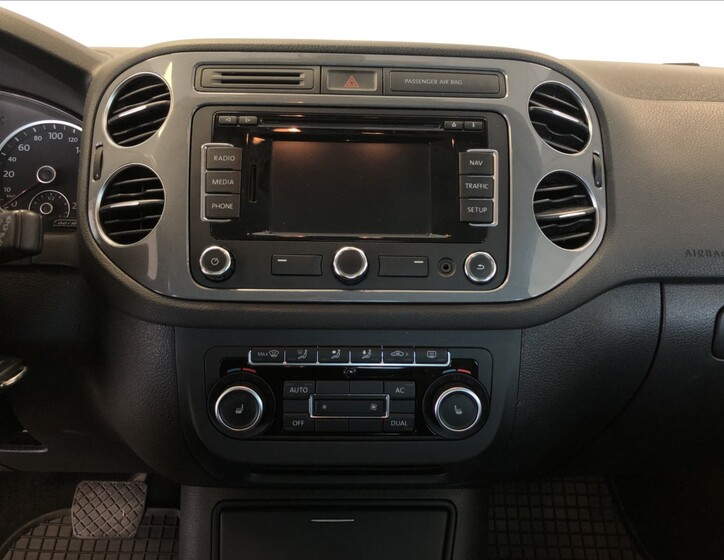 Volkswagen Tiguan 16