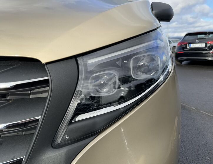 Mercedes-Benz Vito 19