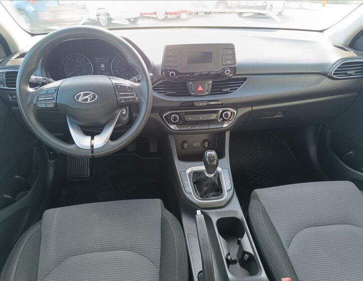 Hyundai i30 Kombi 1,4 l 73 kw