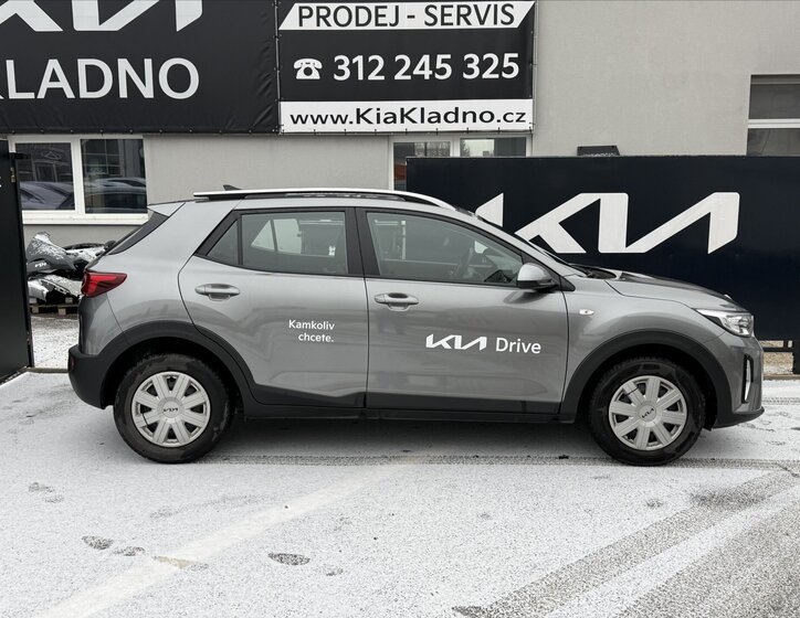 KIA Stonic SUV 1,2 l 58 kw