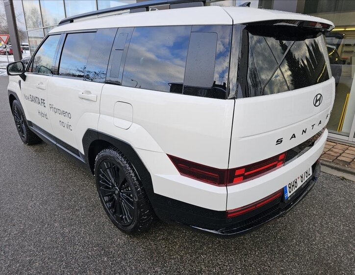Hyundai Santa Fe 4