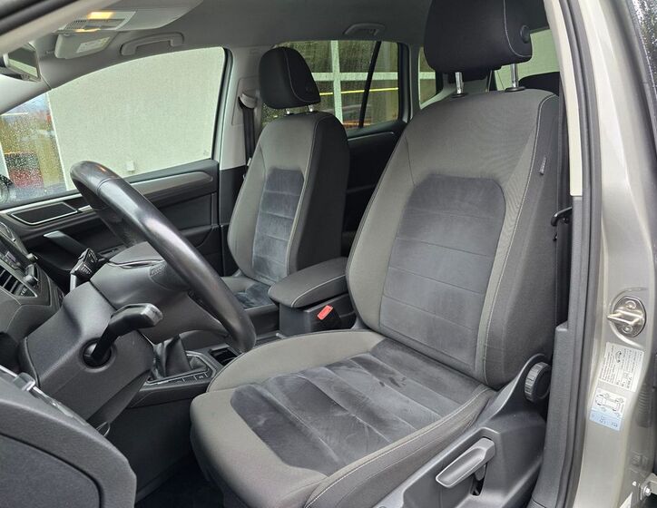 Volkswagen Golf Sportsvan 11