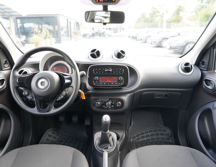 Smart Forfour 24