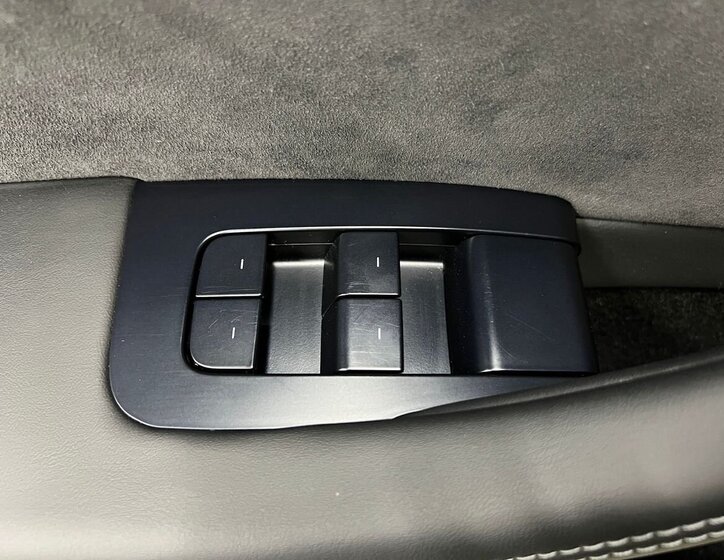 Tesla Model 3 Sedan 0,0 341 kw