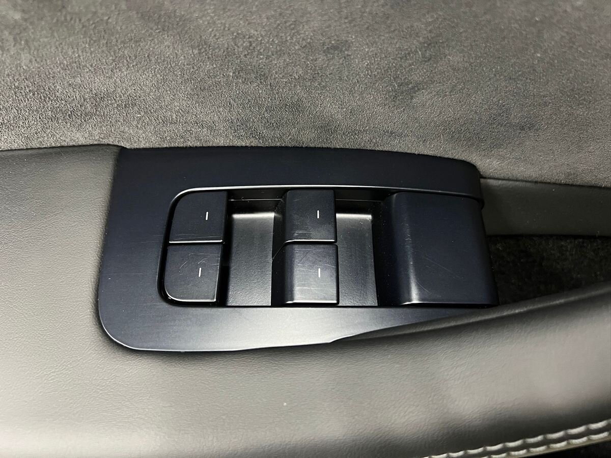 Tesla Model 3 Sedan 0,0 341 kw