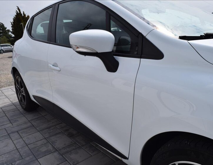 Renault Clio Hatchback 1,1 l 54 kw