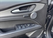 Alfa Romeo Stelvio 23