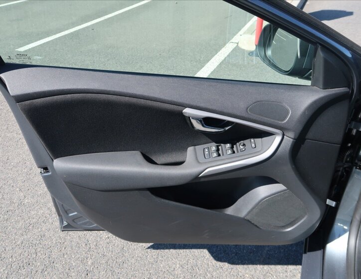 Volvo V40 Hatchback 1,6 l 88 kw