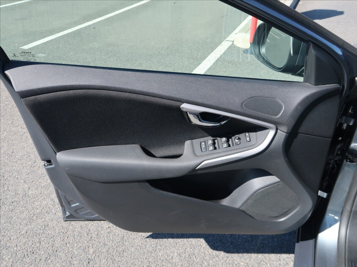 Volvo V40 Hatchback 1,6 l 88 kw