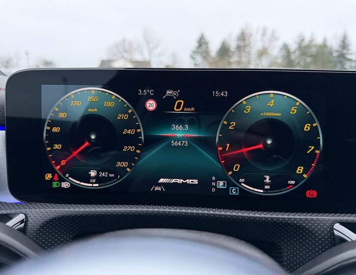 Mercedes-Benz CLA Kombi 2,0 l 310 kw