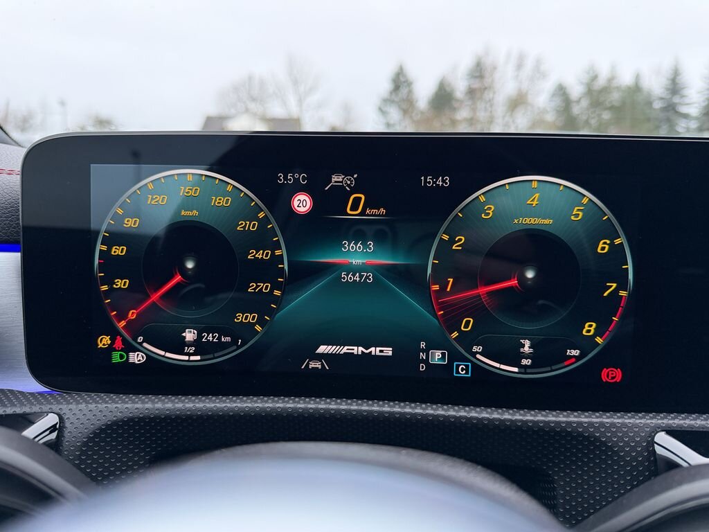 Mercedes-Benz CLA Kombi 2,0 l 310 kw